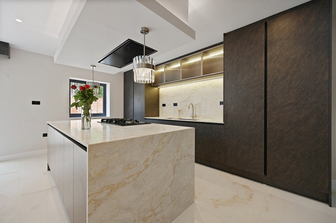 Bungalow in Radlett, Hertsmere, England 3 - 18615880