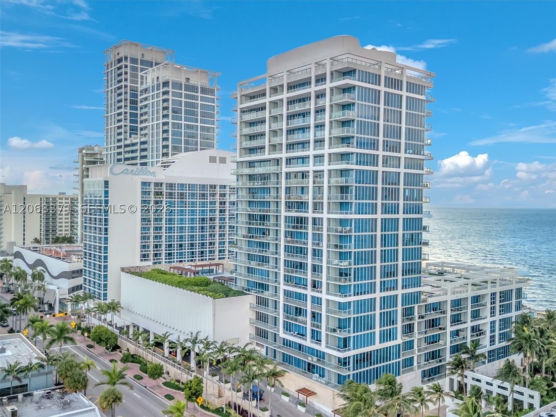Condo in Miami Beach, Florida, United States 5 - 18616322