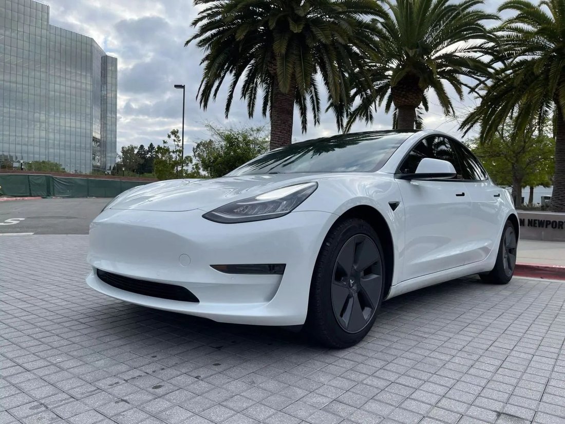 Sedan in Riverside, CA, United States 2 - 18620540