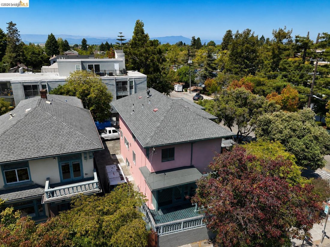 Autres à Berkeley, Californie, États-Unis 5 - 18618421