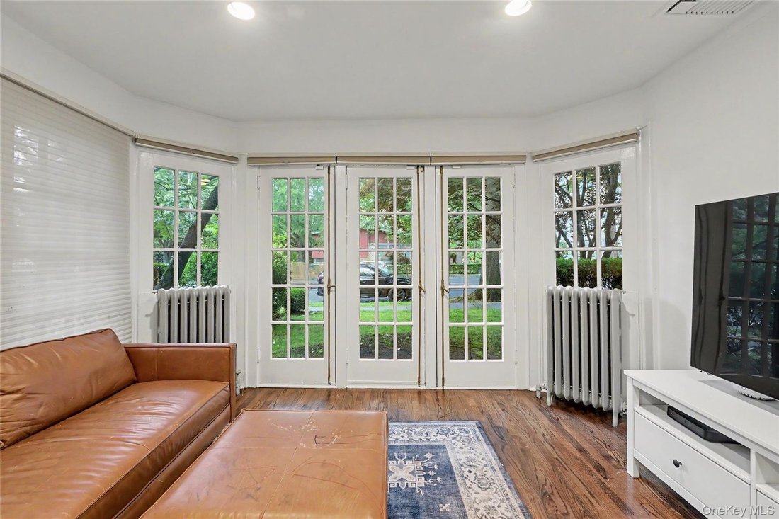 House in Larchmont, New York, United States 4 - 18570873