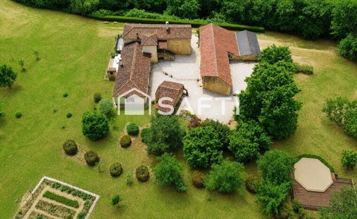 House in Fumel, Nouvelle-Aquitaine, France 1