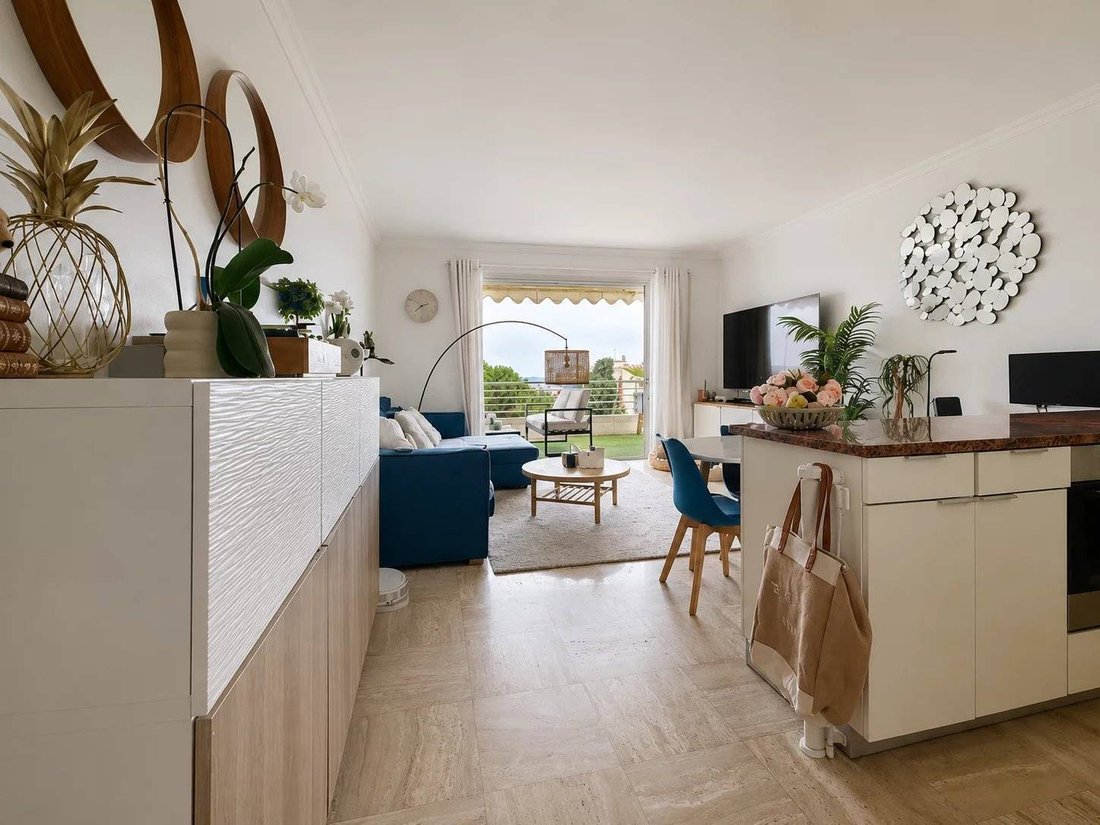 Apartment in Cannes, Provence-Alpes-Côte d'Azur, France 3 - 18526138
