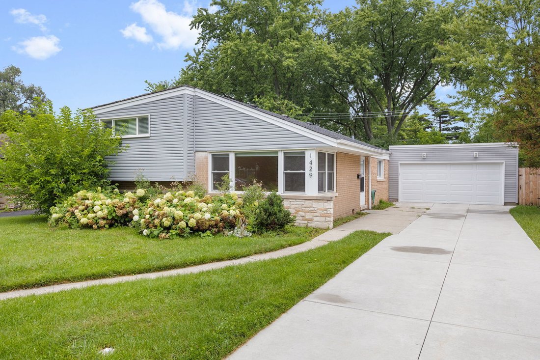 House in Highland Park, Illinois, United States 1 - 18617389