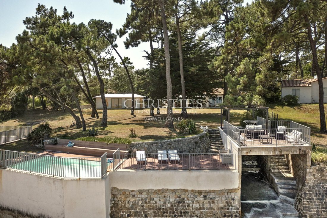 House in Le Bois-Plage-en-Ré, Nouvelle-Aquitaine, France 2 - 14192091