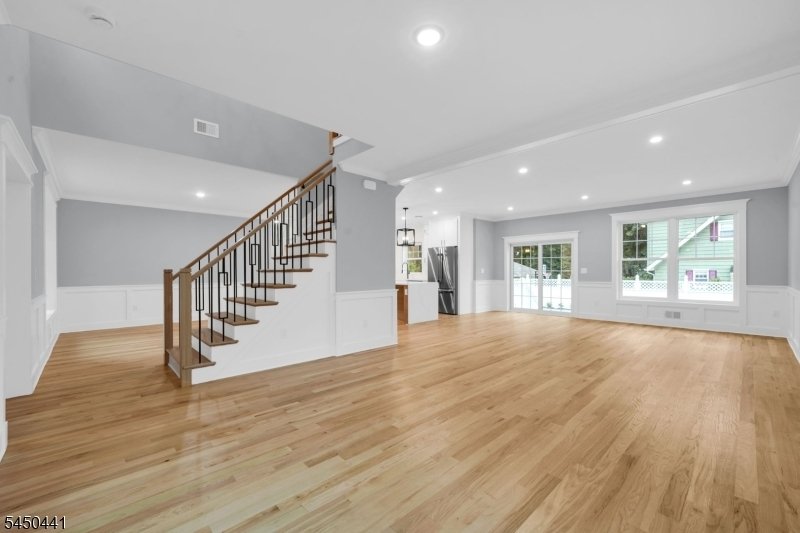 House in Mountainside, New Jersey, United States 4 - 18617198