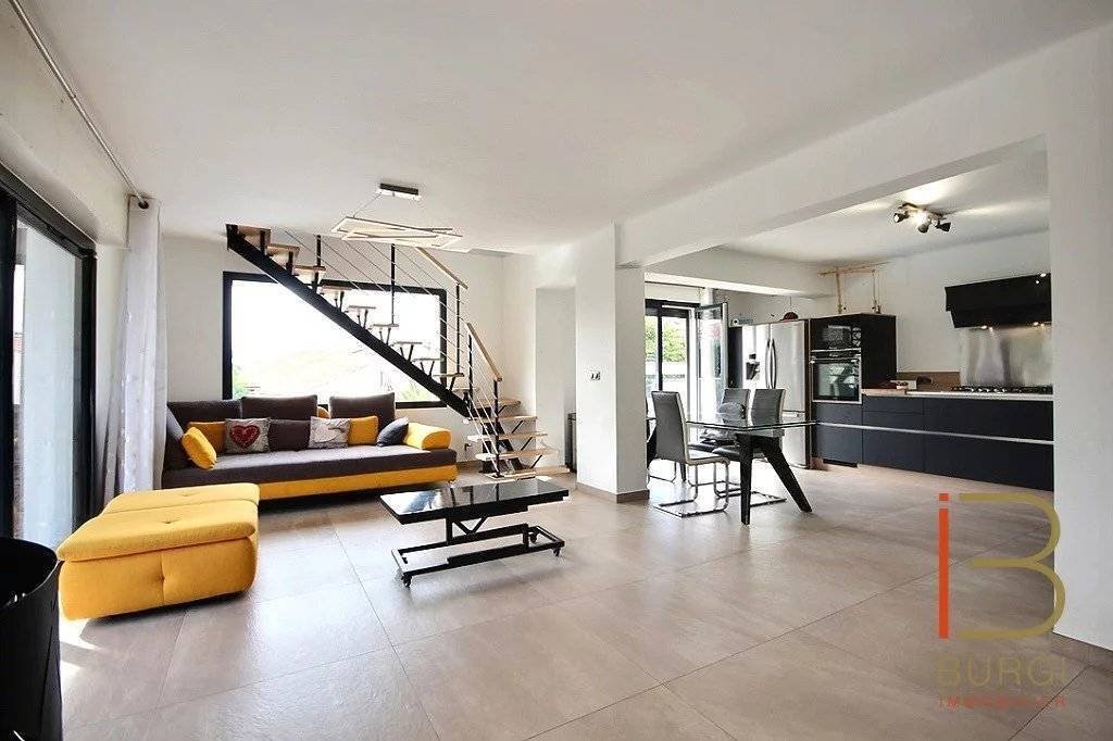 Villa à Le Dramont-Agay-Anthéor-Le Trayas, Saint-Raphaël, France 3 - 15694079