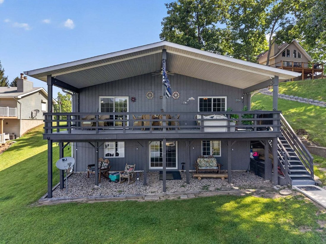 House in Varna, Illinois, United States 1 - 18620246