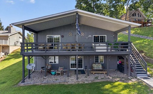 House in Varna, Illinois, United States 1