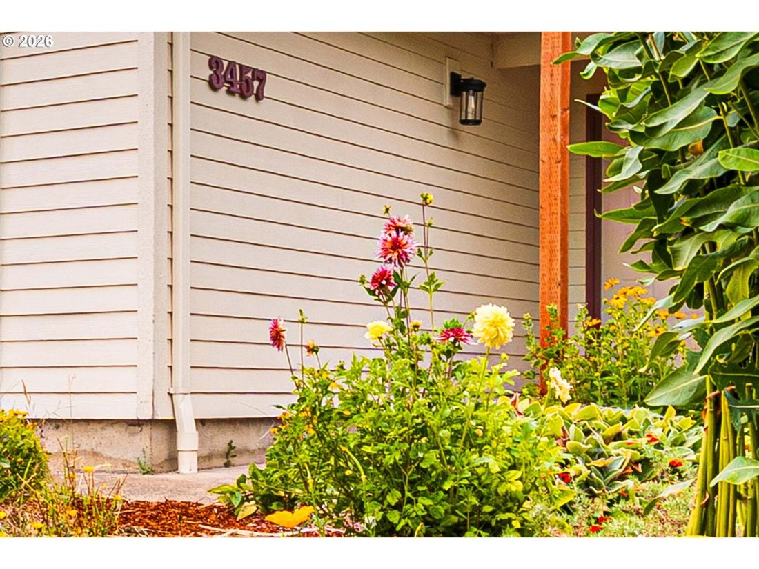 House in Eugene, Oregon, United States 5 - 18084261