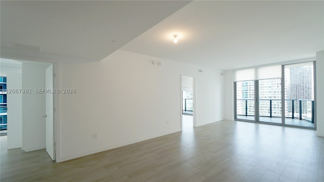 Condo in Miami, Florida, United States 5 - 18616327