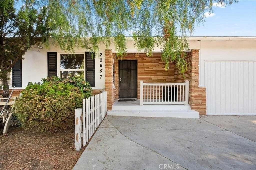 House in Canoga Park, California, United States 2 - 18386676