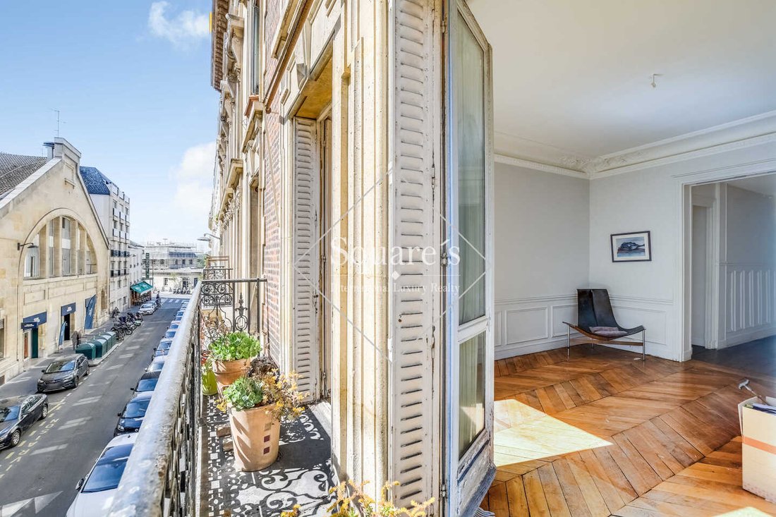 Apartment in La Fourche-Guy Môquet, Paris 17e Arrondissement, Paris 4 - 18622536