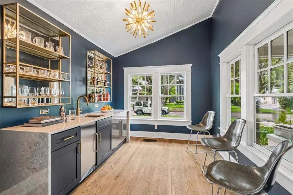 House in Tampa, Florida, United States 5 - 18619609
