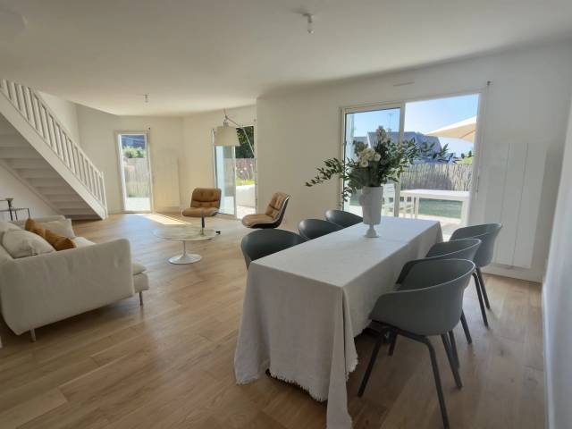 House in Zone Urbaine, Arradon, France 2 - 18479102