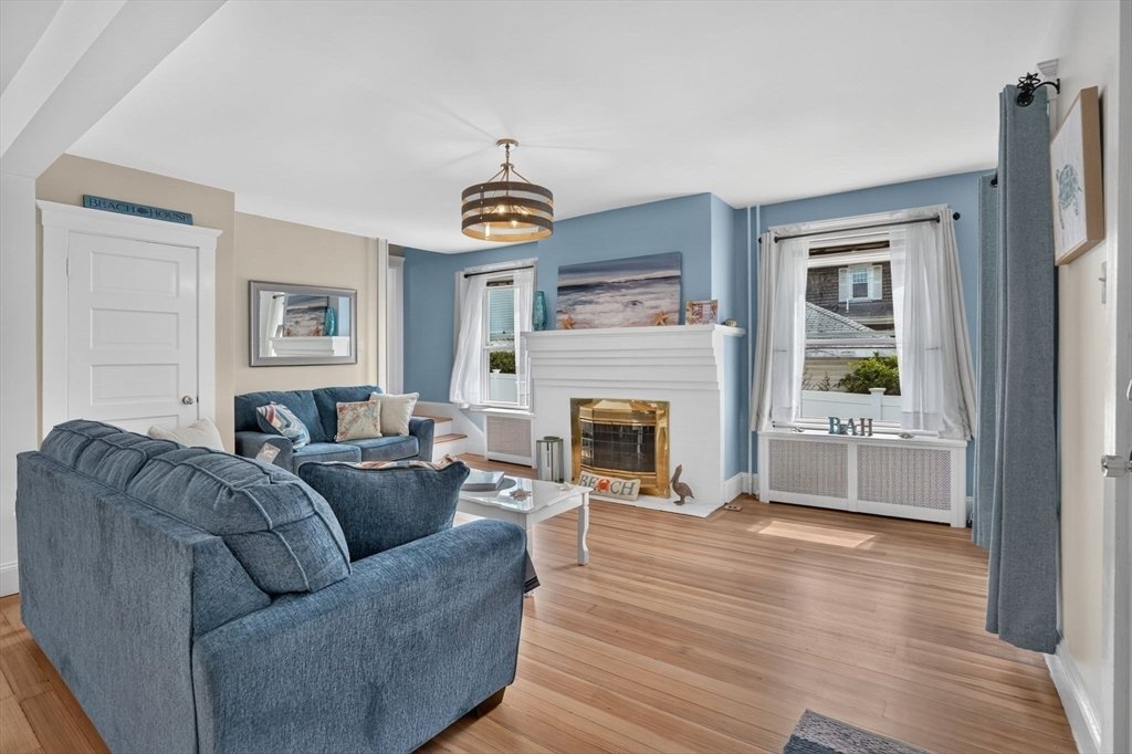 House in Revere, Massachusetts, United States 5 - 18605731