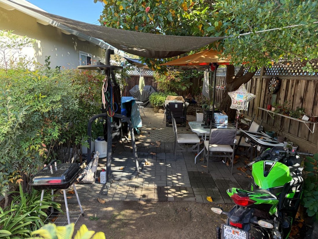 House in East Palo Alto, California, United States 5 - 18617245