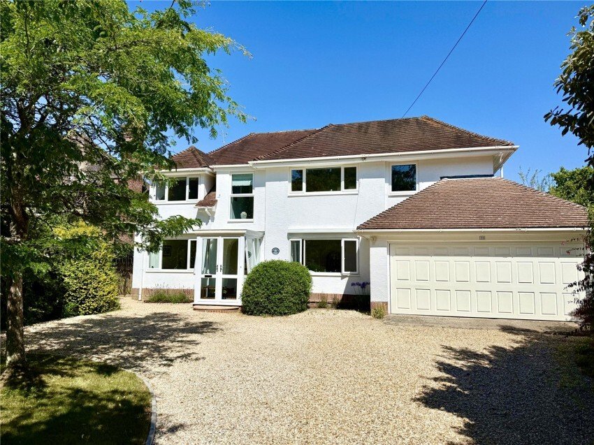 House in Lymington, England 2 - 18361962