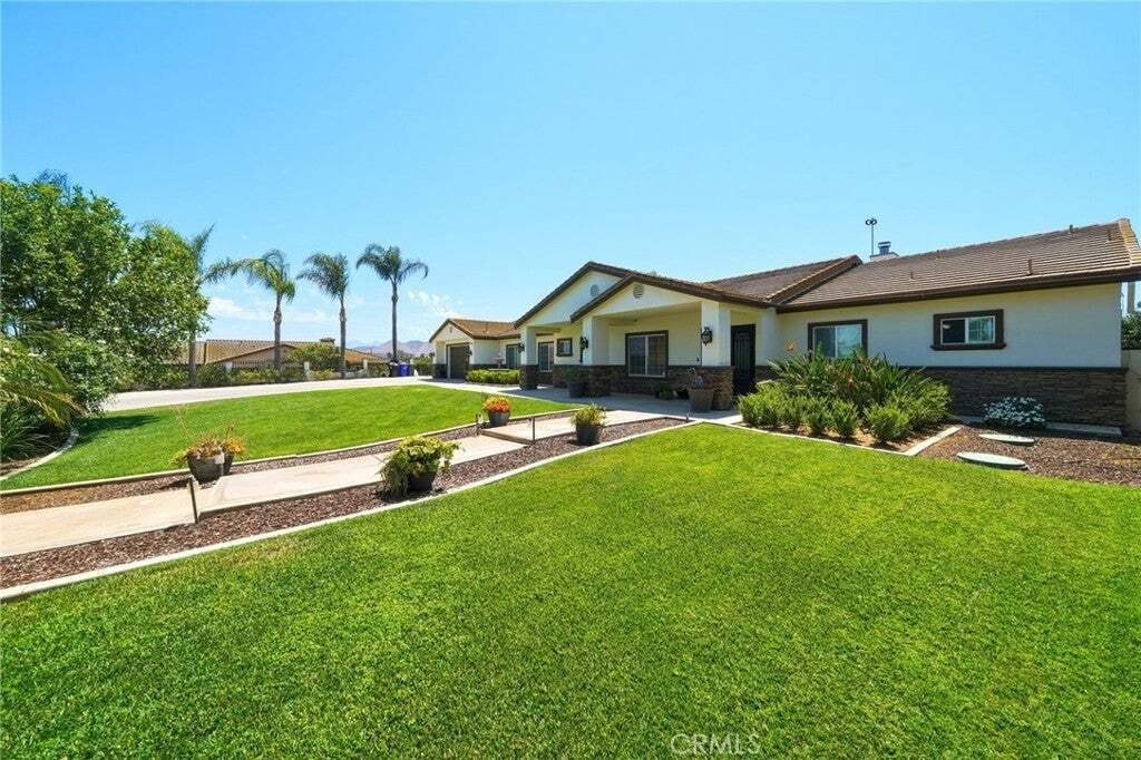 House in Jurupa Valley, California, United States 5 - 18620935