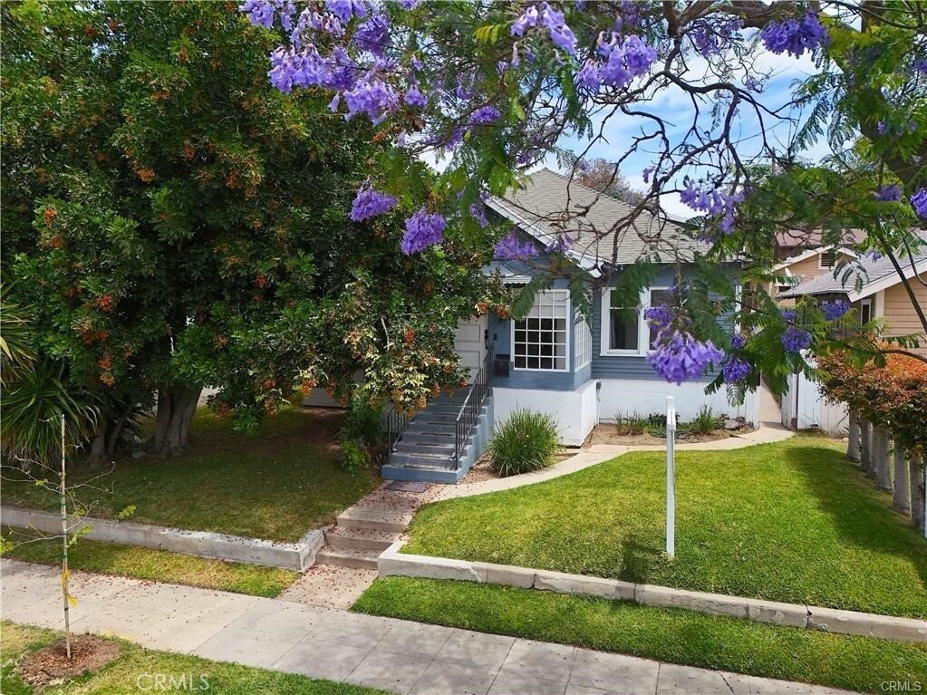 House in Signal Hill, California, United States 4 - 18623891