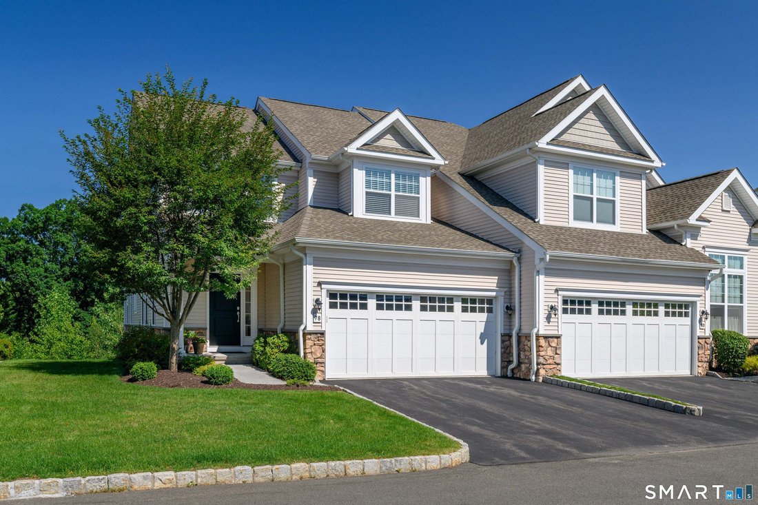 Condo in Bethel, Connecticut, United States 2 - 18617016
