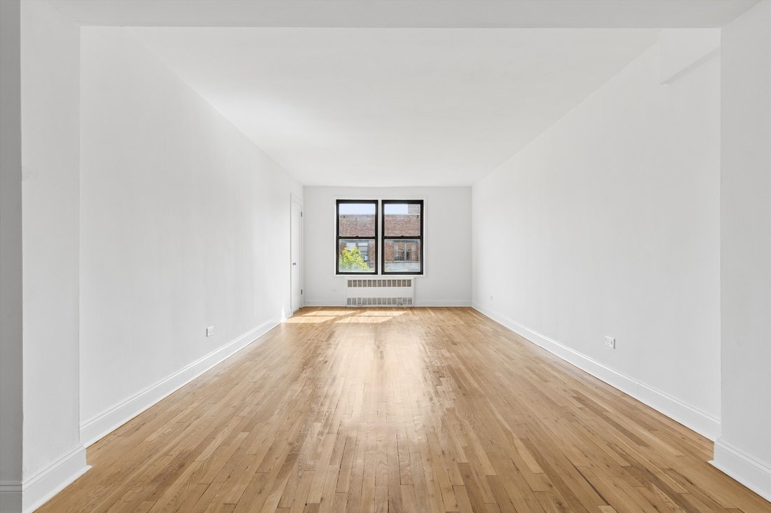 Co Op in New York, New York, United States 2 - 18577766