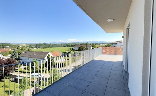 Penthouse in Hofkirchen im Traunkreis, Upper Austria, Austria 1