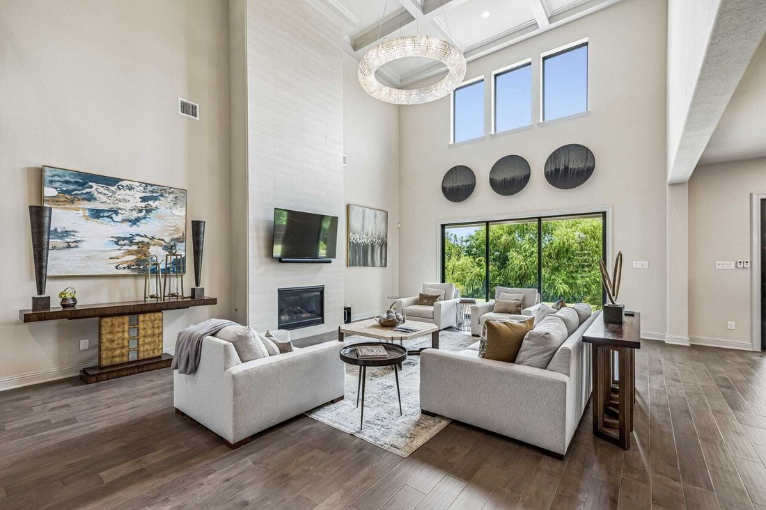House in Grapevine, Texas, United States 4 - 18619773