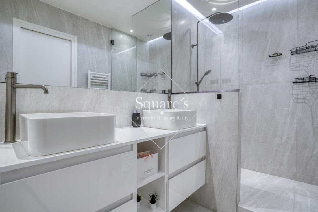 Apartment in Bois de Boulogne, Paris 16e Arrondissement, Paris 5 - 18622583