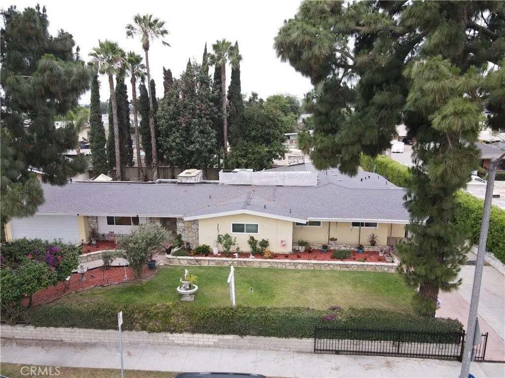 House in Signal Hill, California, United States 3 - 17841451