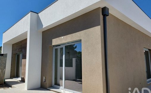 Townhouse in Fernao Ferro, Setubal, Portugal 1