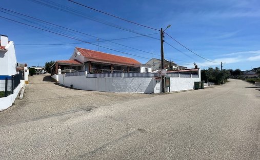 Finca in Nossa Senhora da Vila, Nossa Senhora do Bispo e Silveiras, Évora District, Portugal 1