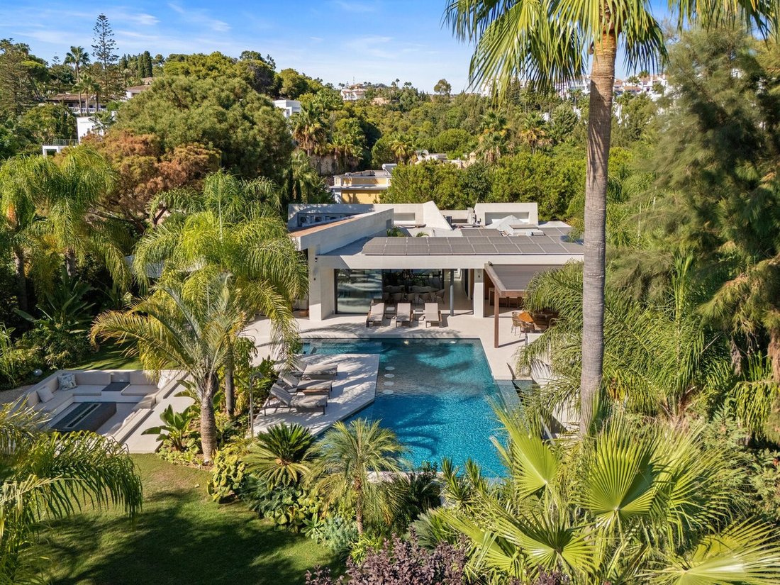 House in Elviria-Cabopino, Marbella, Spain 2 - 18621268