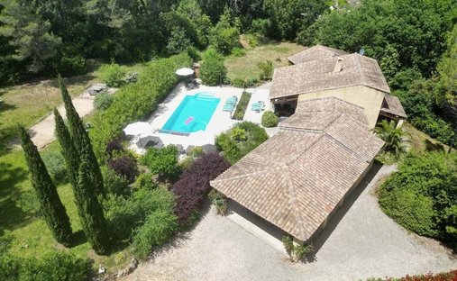 Villa in Est, Lorgues, France 1