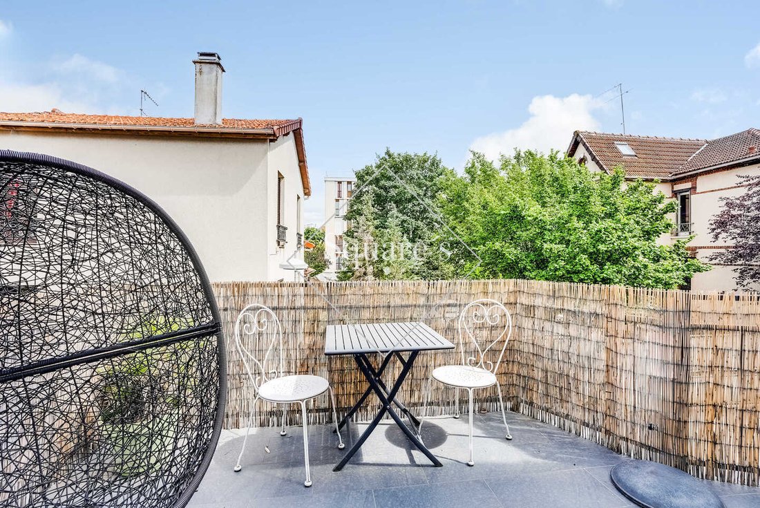 House in Puteaux, Ile-de-France, France 5 - 18622694