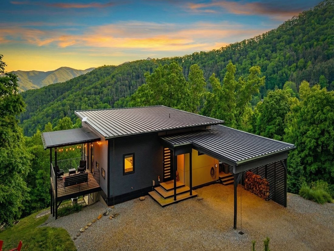 House in Candler, North Carolina, United States 2 - 18623796