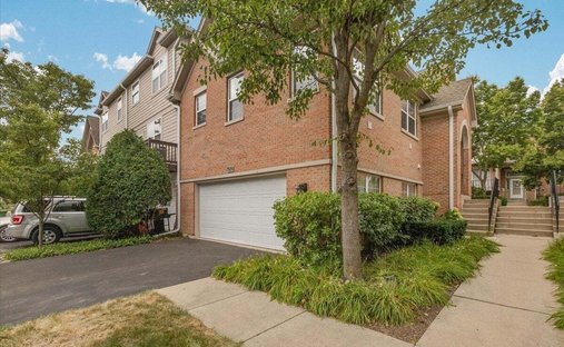 Townhouse in Skokie, Illinois, United States 1