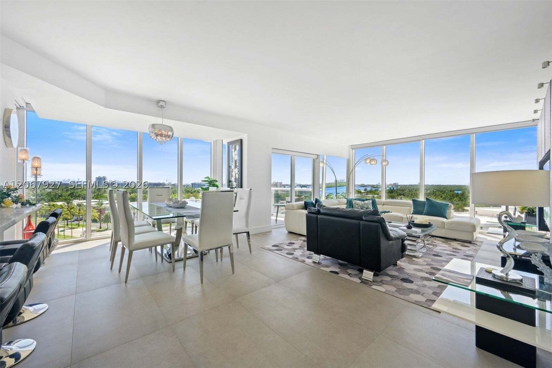 Condo in Bal Harbour, Florida, United States 1 - 18618559