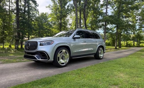 2025 Mercedes-Benz AMG GLS 63 in Glendale, United States 1