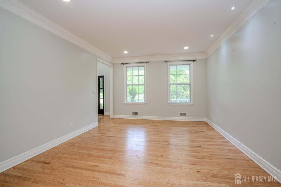 House in Monroe Township, New Jersey, United States 4 - 18620932