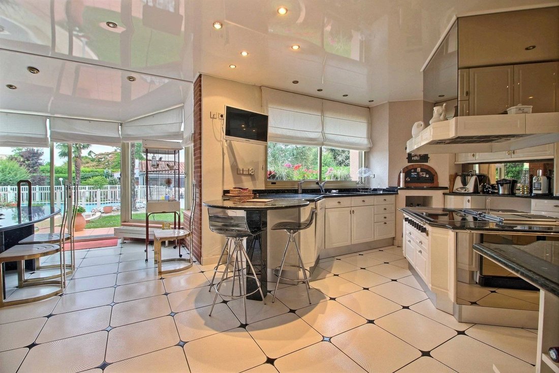 House in Saint Cyprien, Toulouse, France 5 - 16297010