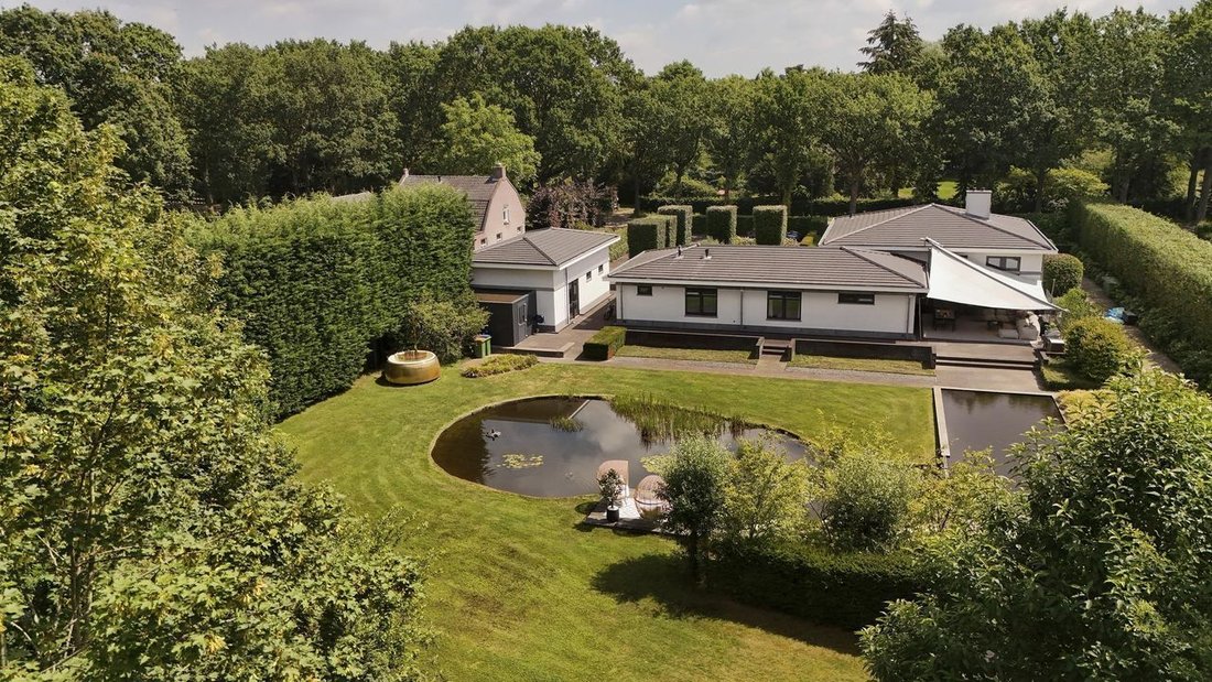Villa in Prinsenbeek, North Brabant, Netherlands 2 - 17458077