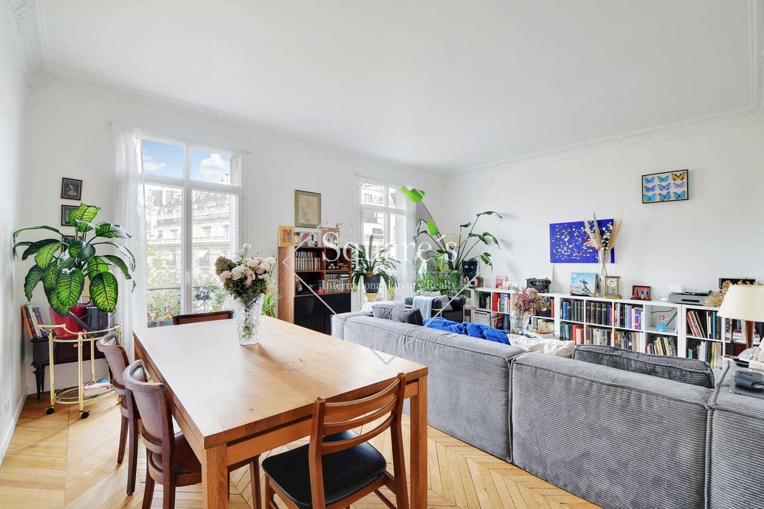 Apartment in Elysées-Madeleine, Paris 8e Arrondissement, Paris 1 - 18622608