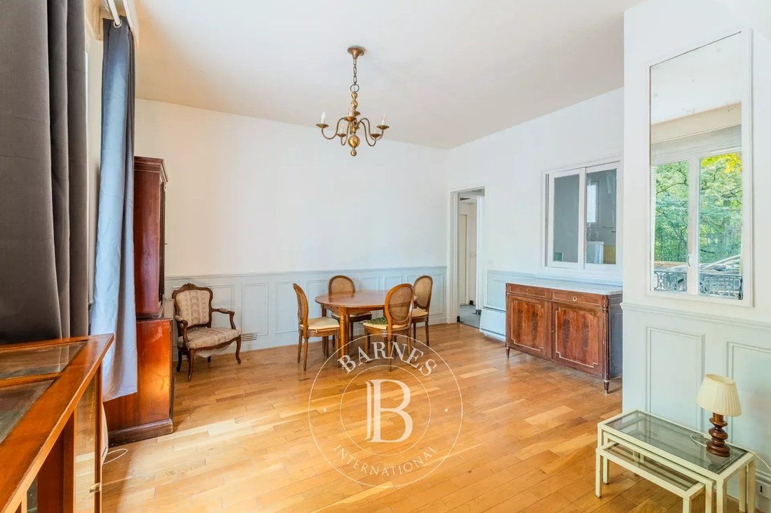 Apartment in Buttes Chaumont, Paris 19e Arrondissement, Paris 4 - 18617832