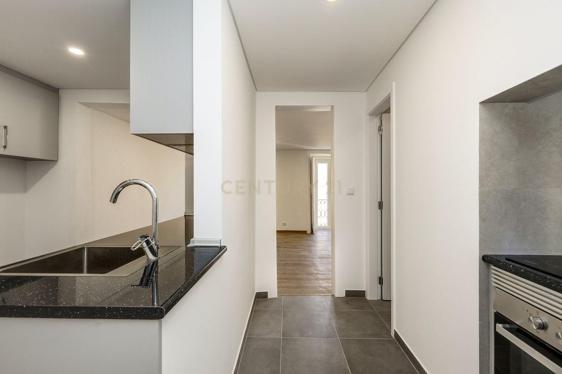 Apartment in Misericordia, Lisbon, Portugal 4 - 18615940