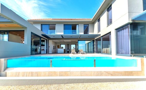 House in Country Club, Western Cape, South Africa 1