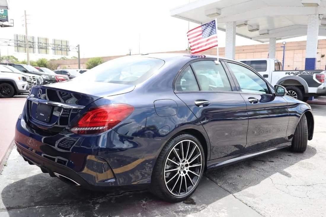 Sedan in Orlando, FL, United States 5 - 18619234