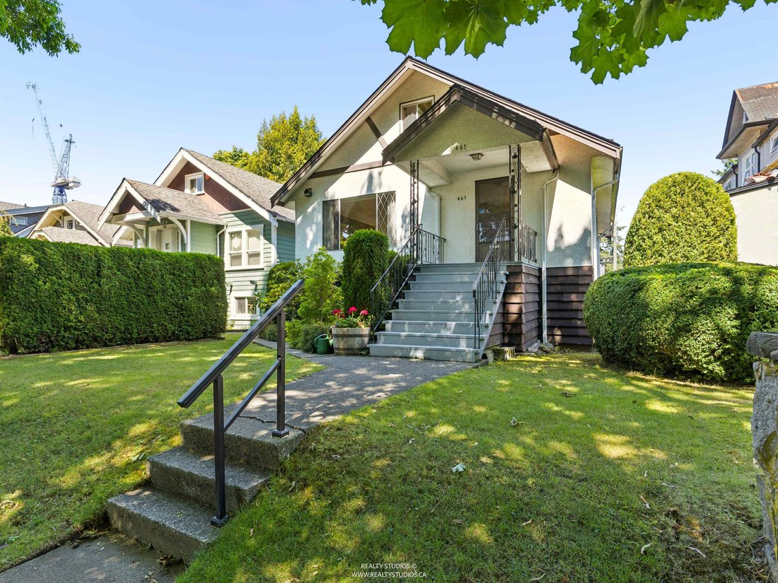 House in Vancouver, British Columbia, Canada 1 - 18619869