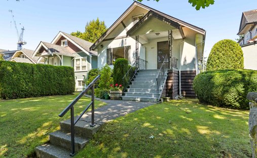 House in Vancouver, British Columbia, Canada 1
