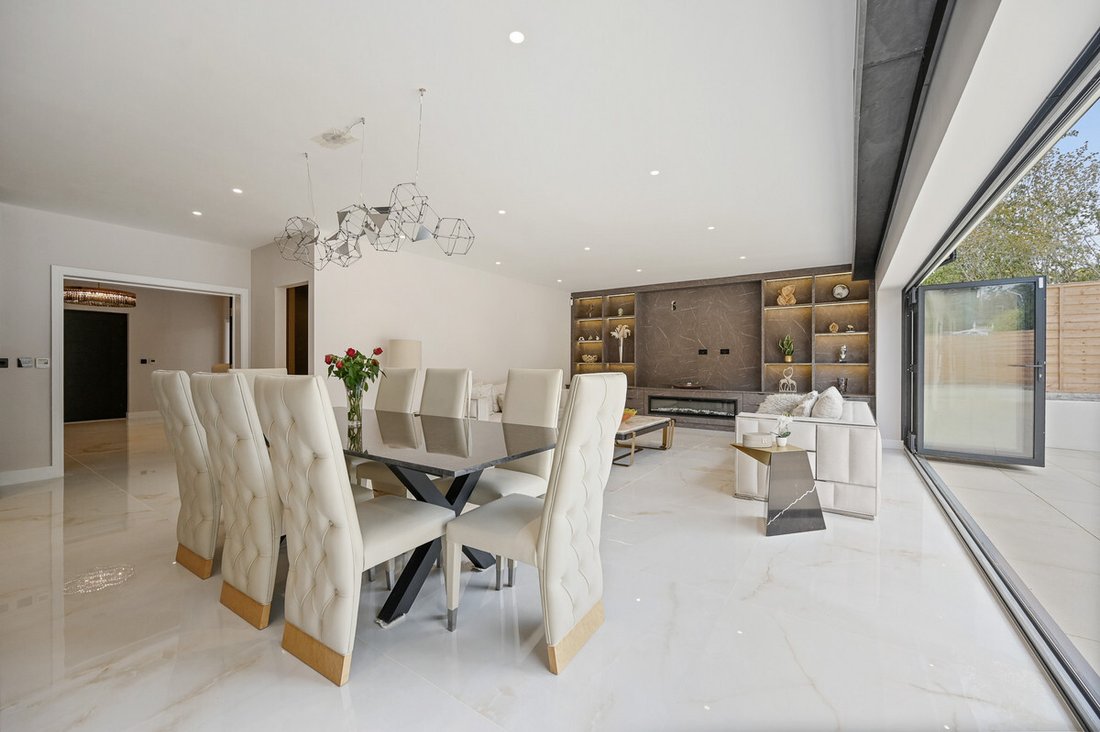 Bungalow in Radlett, Hertsmere, England 5 - 18615880